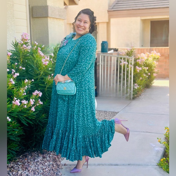 Welcome to Ariel’s Modest Apparel! - Picture 2 of 4